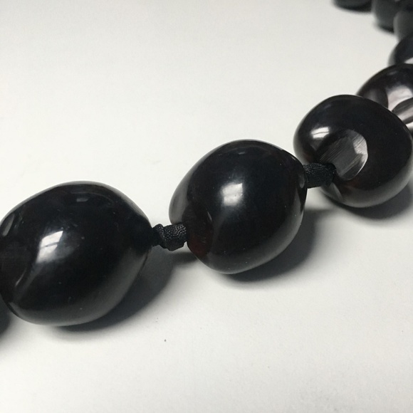 FASHION & COSTUME 8 NECKLACES, 1 BRACELET - Picture 4 of 8